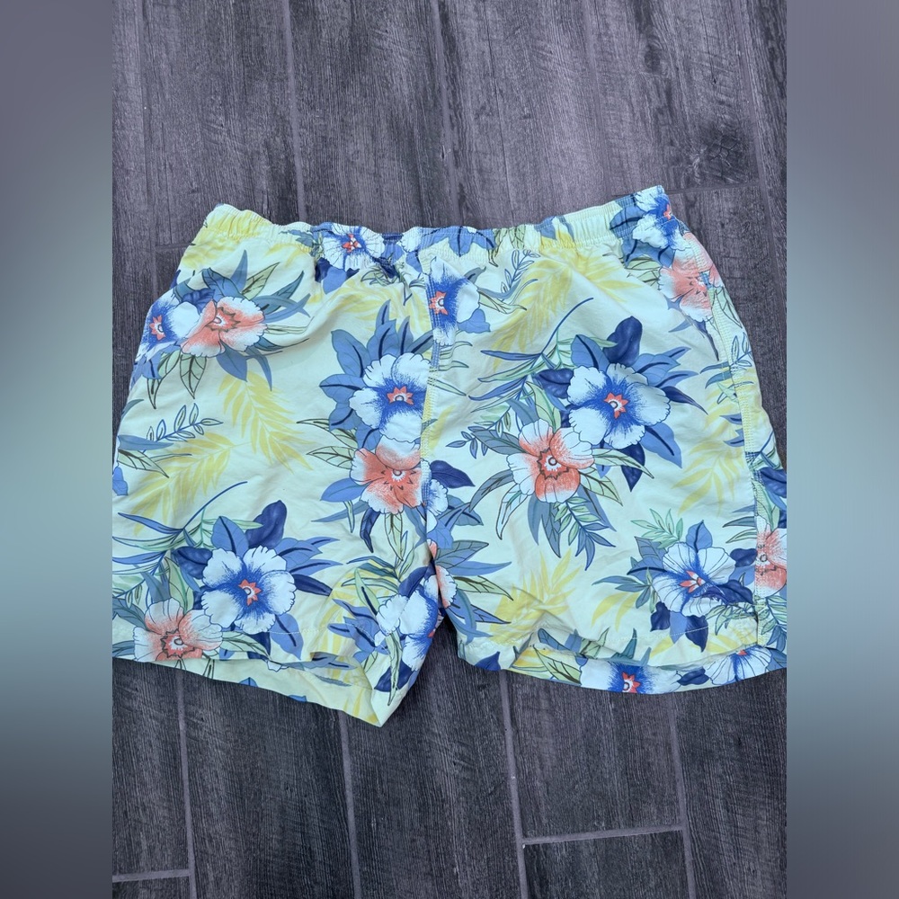 Tommy Bahama Relax Men's Swimming Trunks Size XLarge Hawaiian Floral Yellow